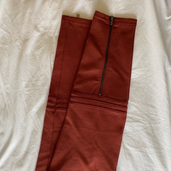 Abercrombie and Fitch stretch pants - Picture 3 of 4